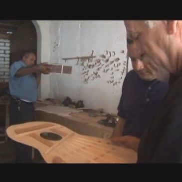 2007 Jalapa, Nicaragua. Guitar building workshop.